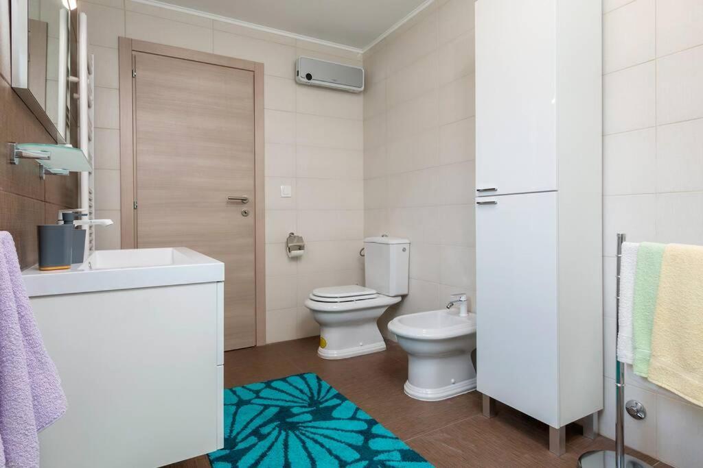 Predivan Novouredeni Apartman U Blizini Mora Banjole Εξωτερικό φωτογραφία