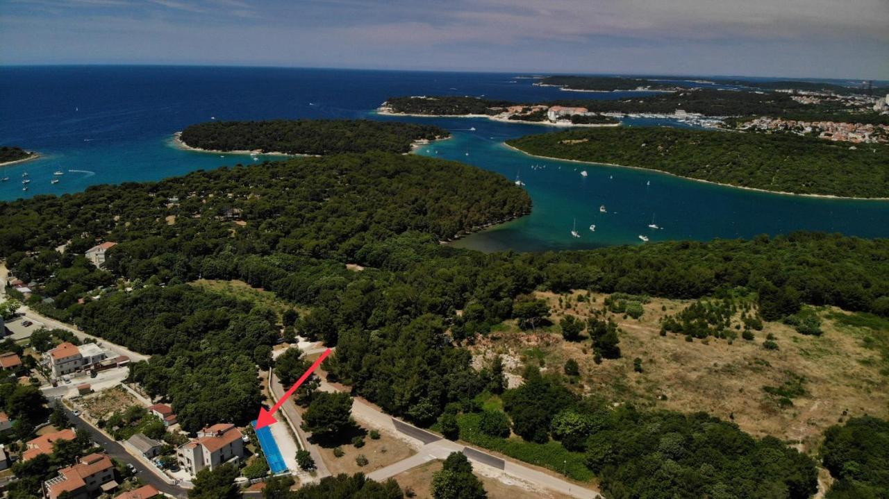 Predivan Novouredeni Apartman U Blizini Mora Banjole Εξωτερικό φωτογραφία