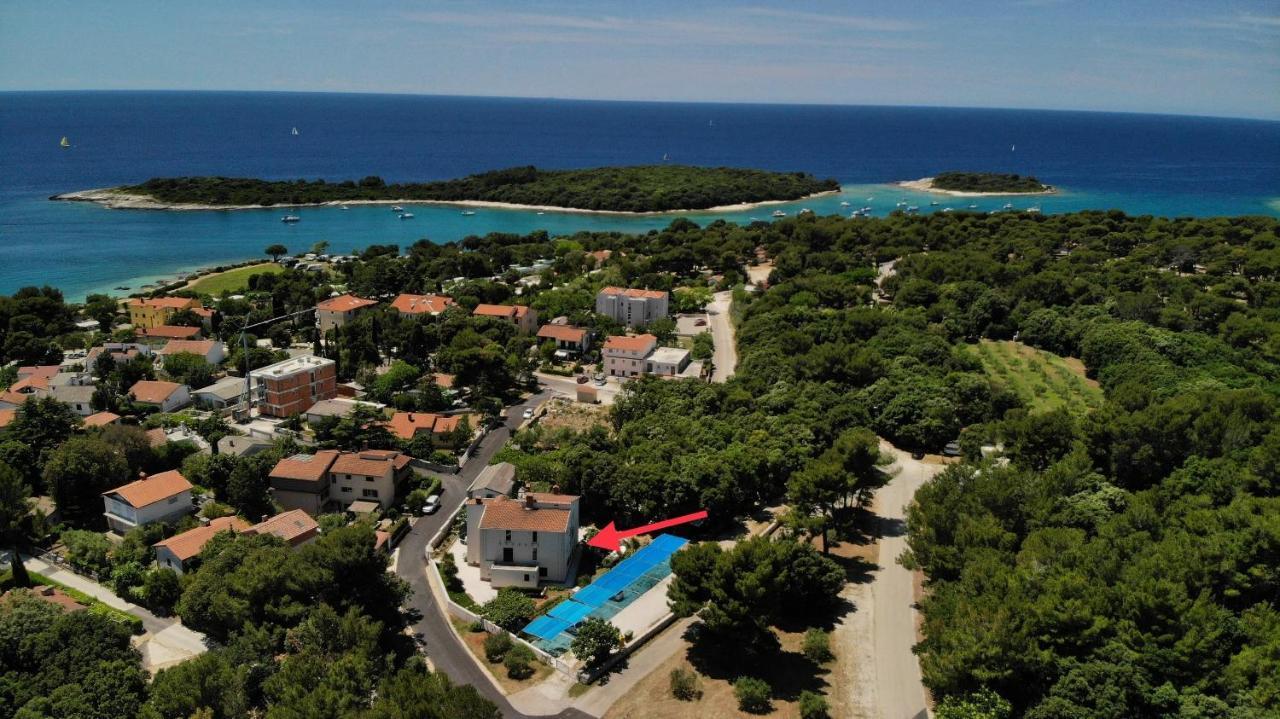 Predivan Novouredeni Apartman U Blizini Mora Banjole Εξωτερικό φωτογραφία